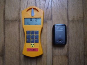 Gammascout (à gauche) et logger GPS (à droite)